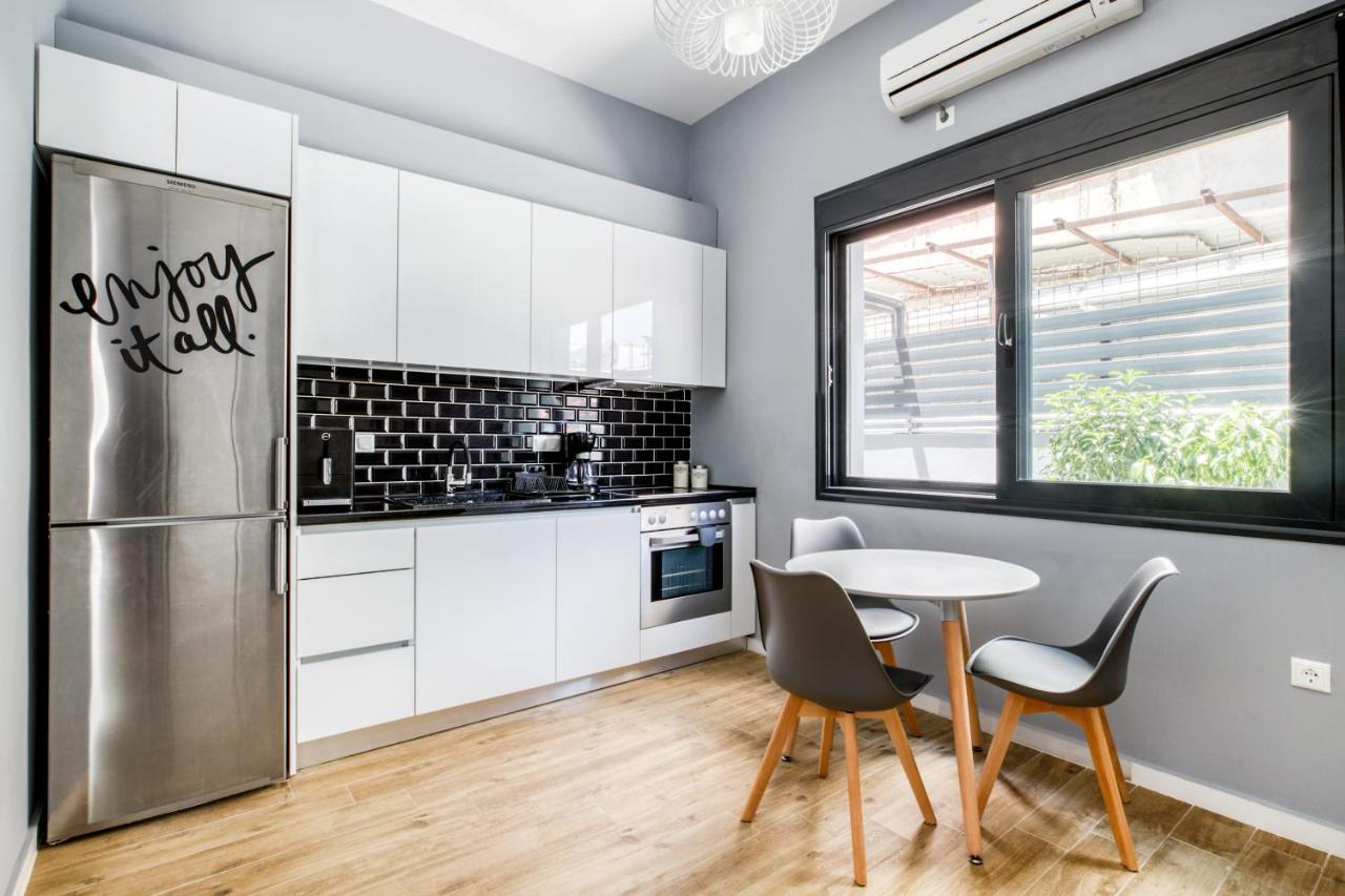 Spacious Flat With Courtyard And Private Parking! Atene Esterno foto