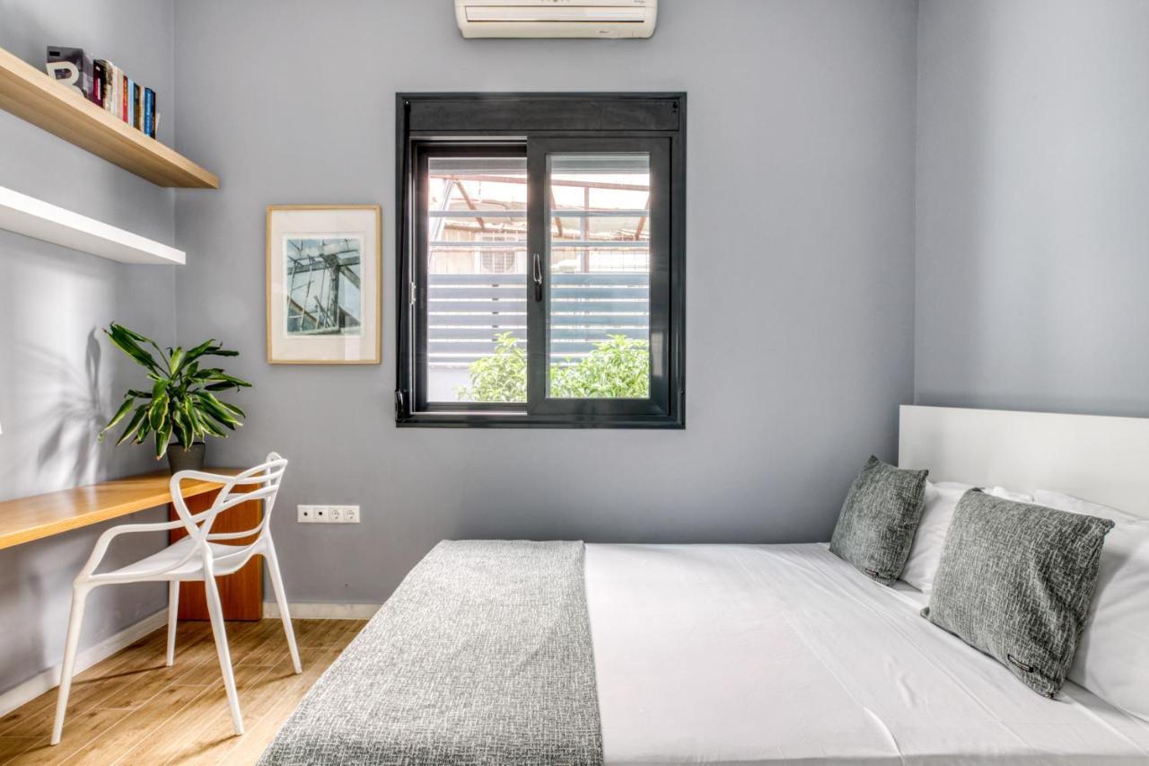 Spacious Flat With Courtyard And Private Parking! Atene Esterno foto