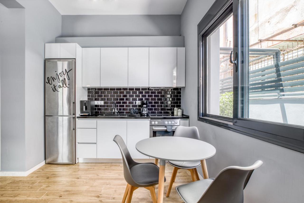 Spacious Flat With Courtyard And Private Parking! Atene Esterno foto